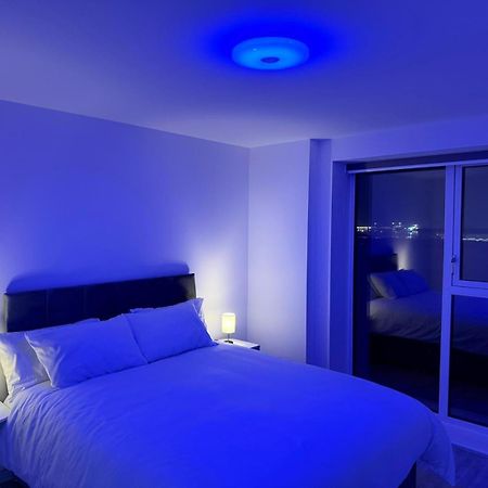 Serenity Waterfront 2 Bed Apartment Northfleet Ngoại thất bức ảnh