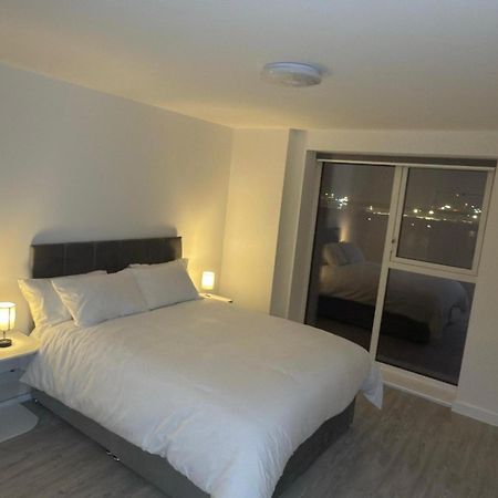 Serenity Waterfront 2 Bed Apartment Northfleet Ngoại thất bức ảnh