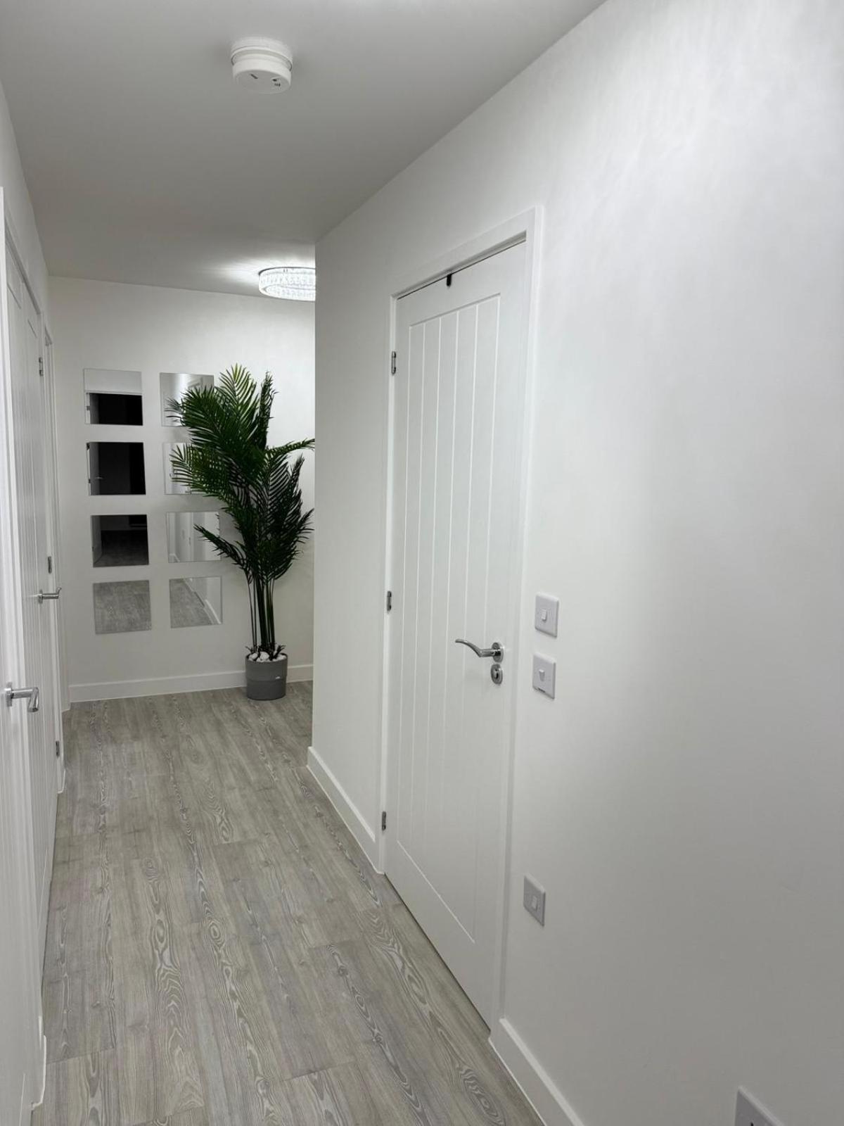 Serenity Waterfront 2 Bed Apartment Northfleet Ngoại thất bức ảnh