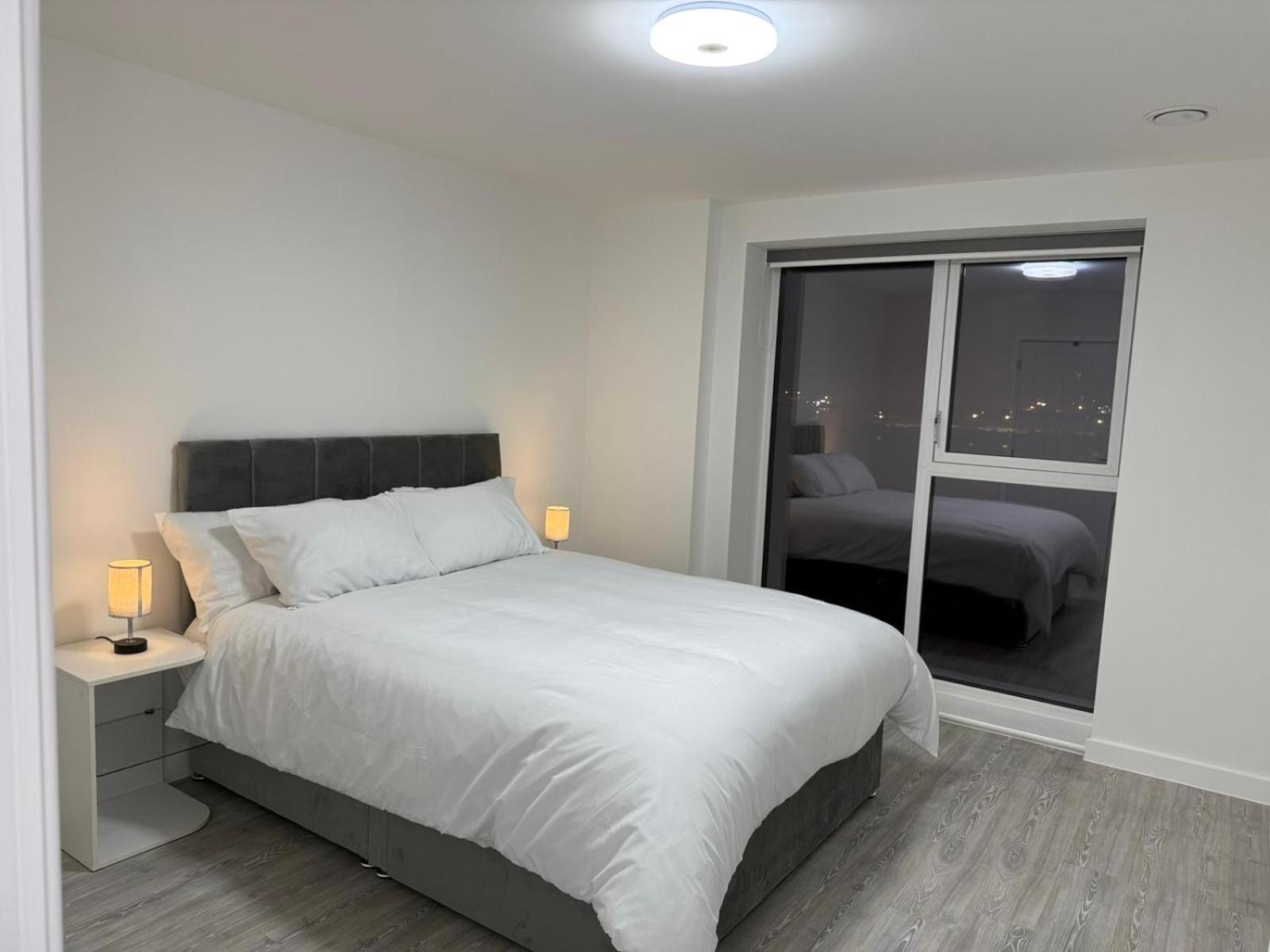 Serenity Waterfront 2 Bed Apartment Northfleet Ngoại thất bức ảnh