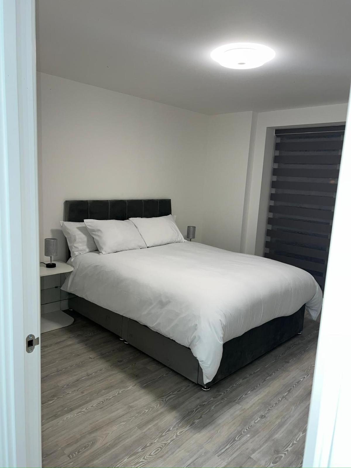 Serenity Waterfront 2 Bed Apartment Northfleet Ngoại thất bức ảnh