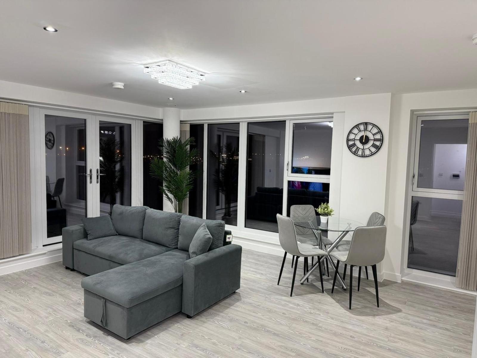 Serenity Waterfront 2 Bed Apartment Northfleet Ngoại thất bức ảnh