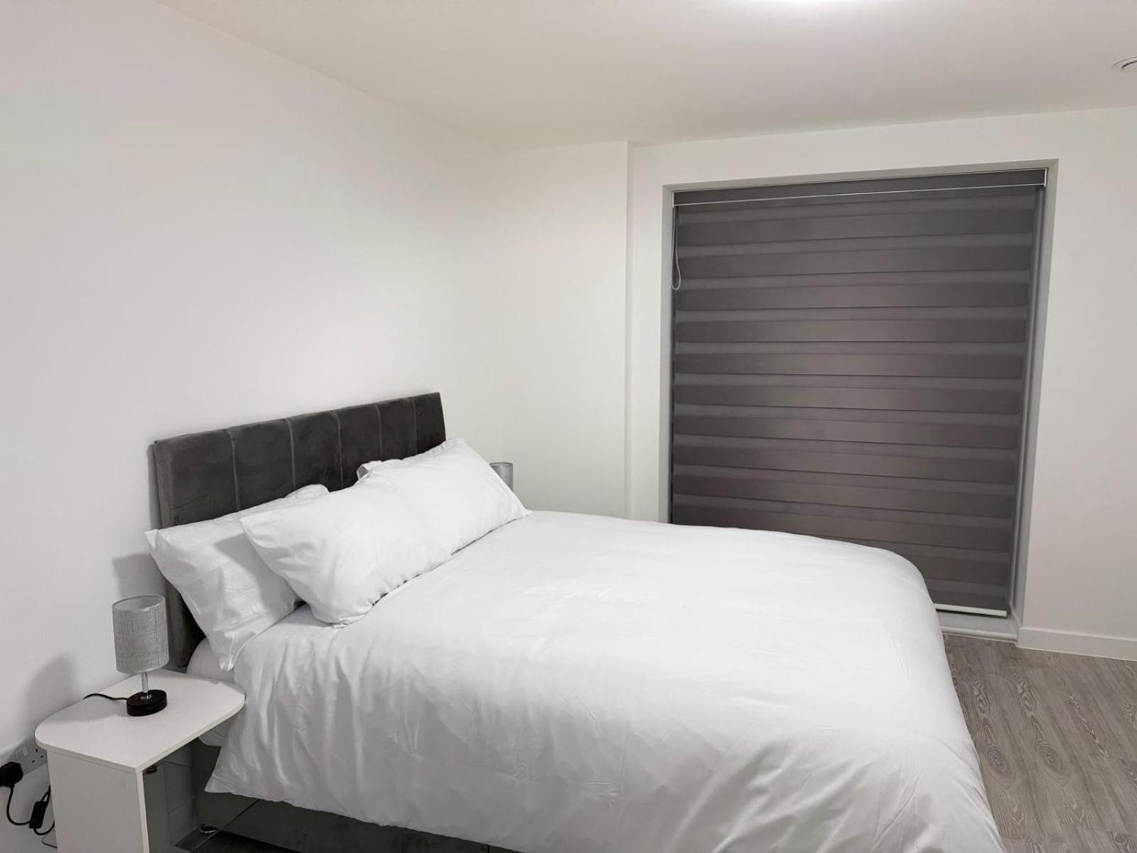 Serenity Waterfront 2 Bed Apartment Northfleet Ngoại thất bức ảnh