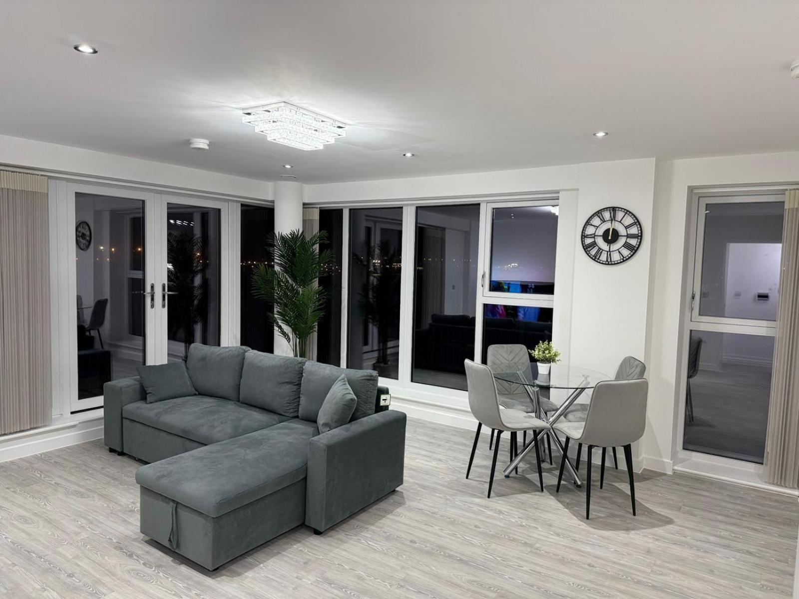 Serenity Waterfront 2 Bed Apartment Northfleet Ngoại thất bức ảnh