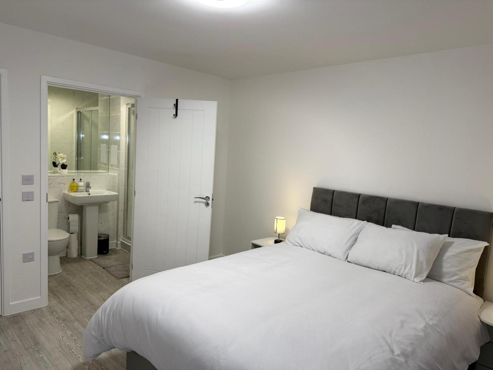 Serenity Waterfront 2 Bed Apartment Northfleet Ngoại thất bức ảnh
