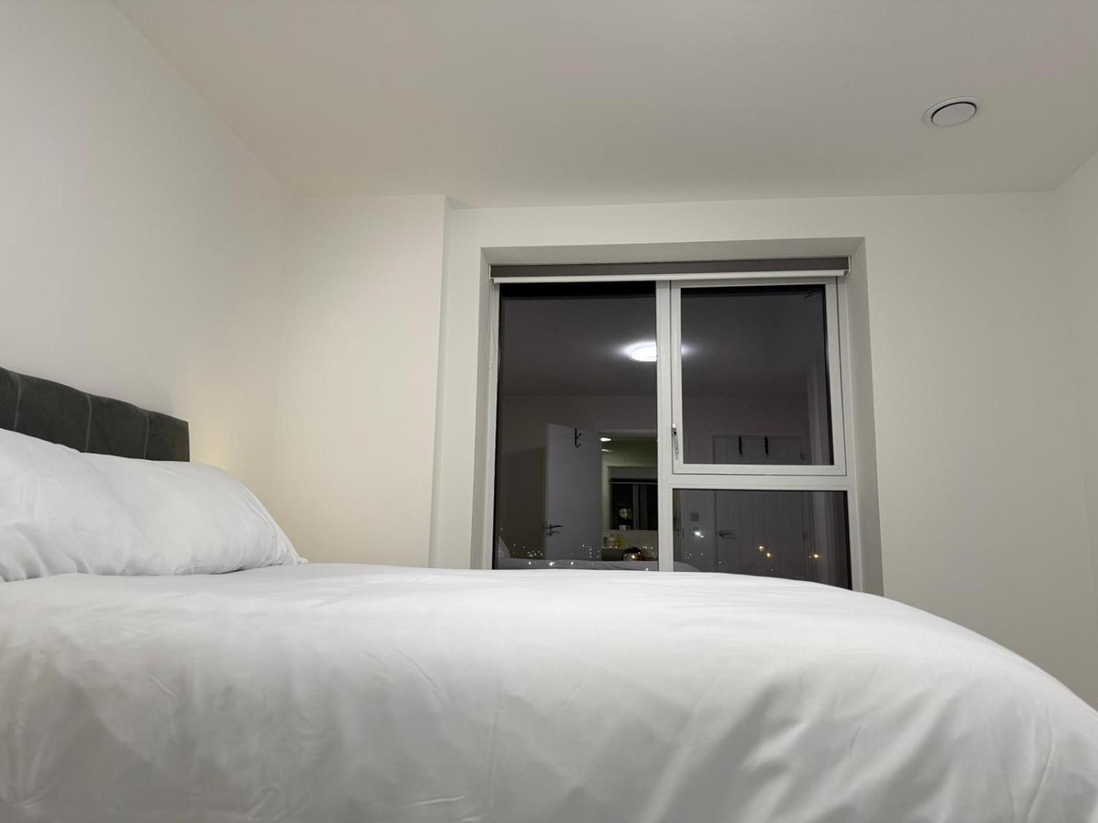 Serenity Waterfront 2 Bed Apartment Northfleet Ngoại thất bức ảnh