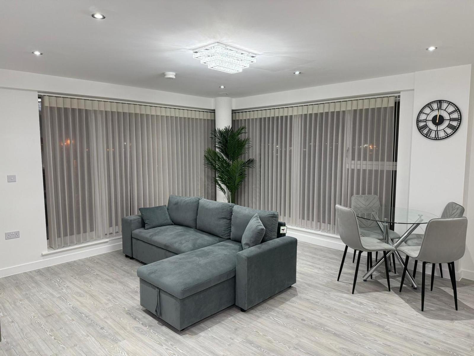 Serenity Waterfront 2 Bed Apartment Northfleet Ngoại thất bức ảnh
