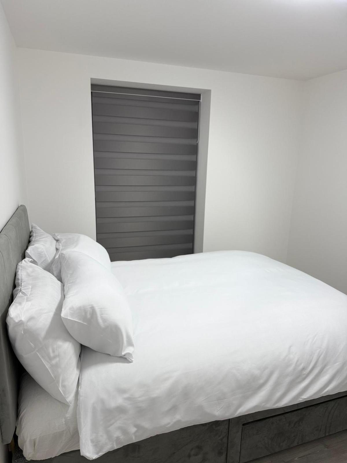 Serenity Waterfront 2 Bed Apartment Northfleet Ngoại thất bức ảnh
