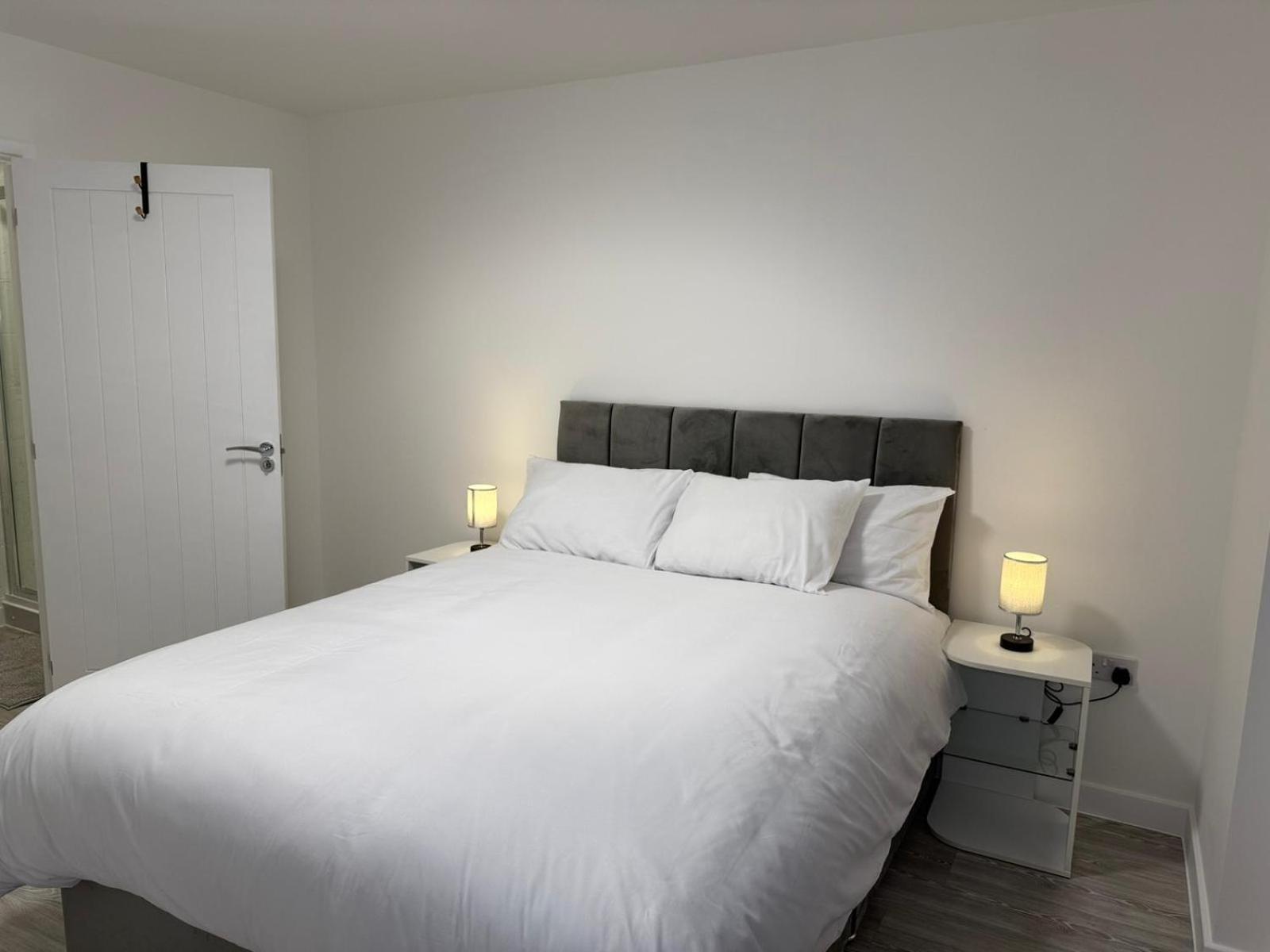 Serenity Waterfront 2 Bed Apartment Northfleet Ngoại thất bức ảnh