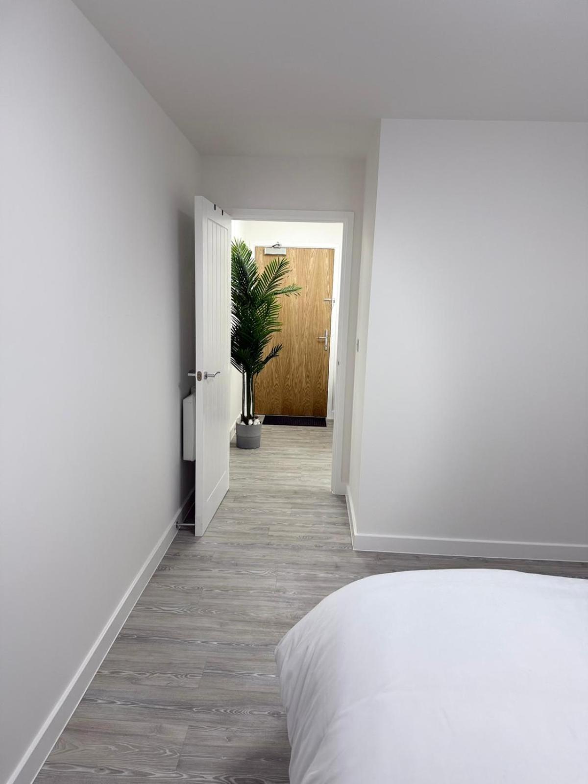 Serenity Waterfront 2 Bed Apartment Northfleet Ngoại thất bức ảnh